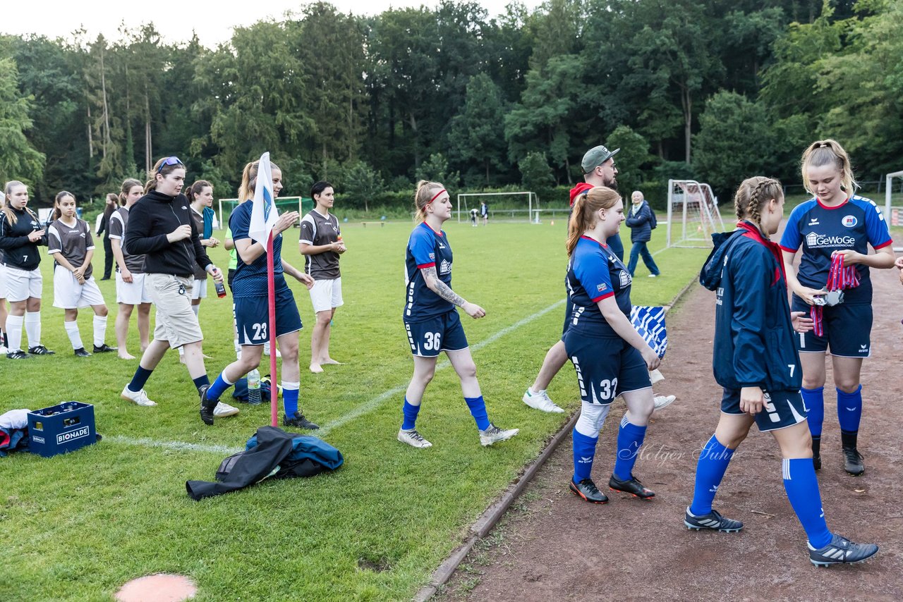 Bild 98 - Loewinnen Cup